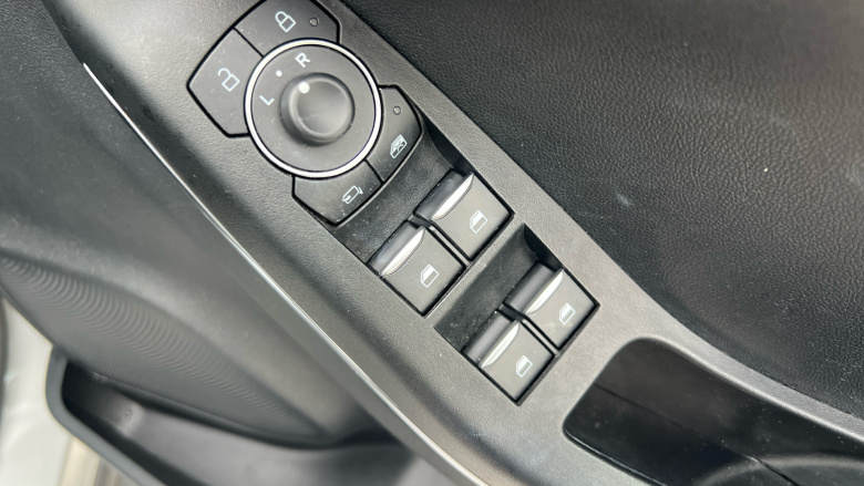 Ford Puma 1.0 EcoBoost Hybrid mHEV ST-Line 5dr Petrol Hatchback